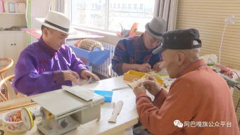 传承民族手工艺 助力脱贫攻坚——阿巴嘎旗举办民族工艺品制作培训班